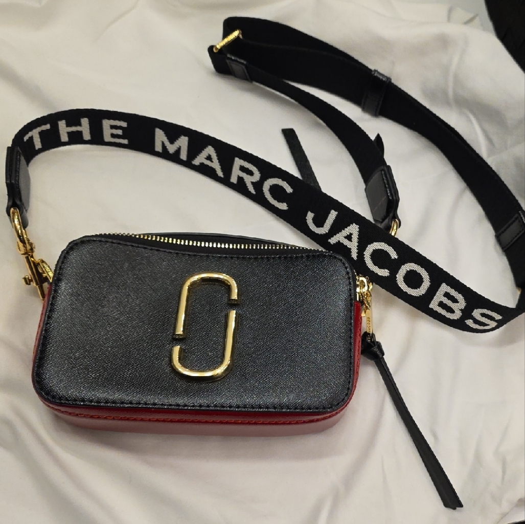 Marc Jacobs Black And Red Snapshot Camera Bag With Logo Strap